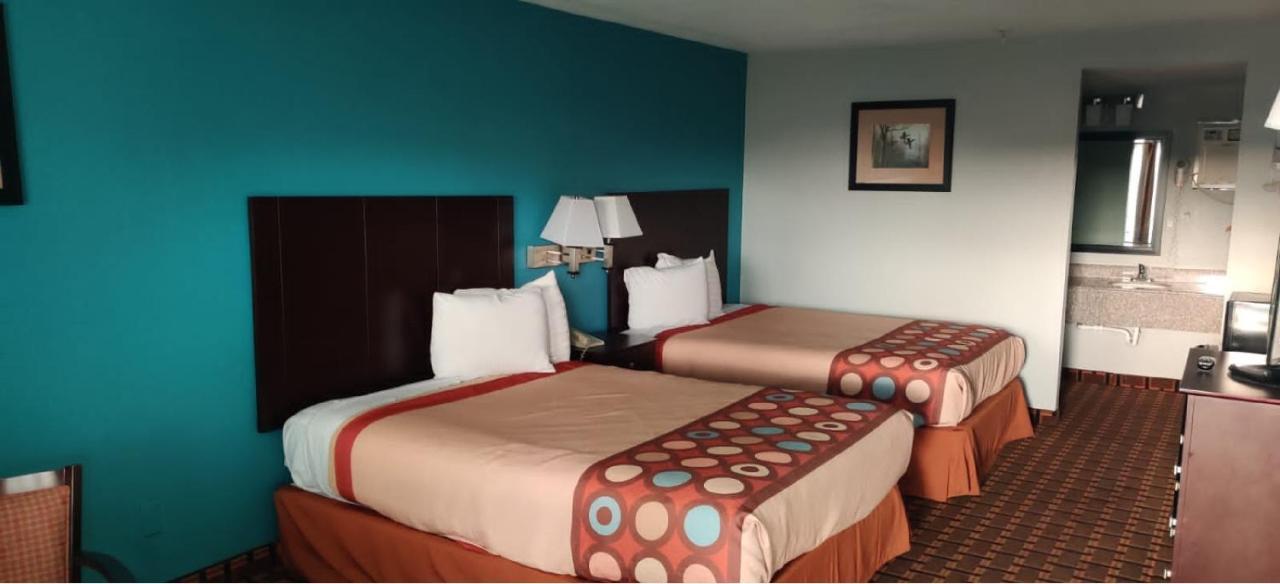 Fairbridge Express Motel